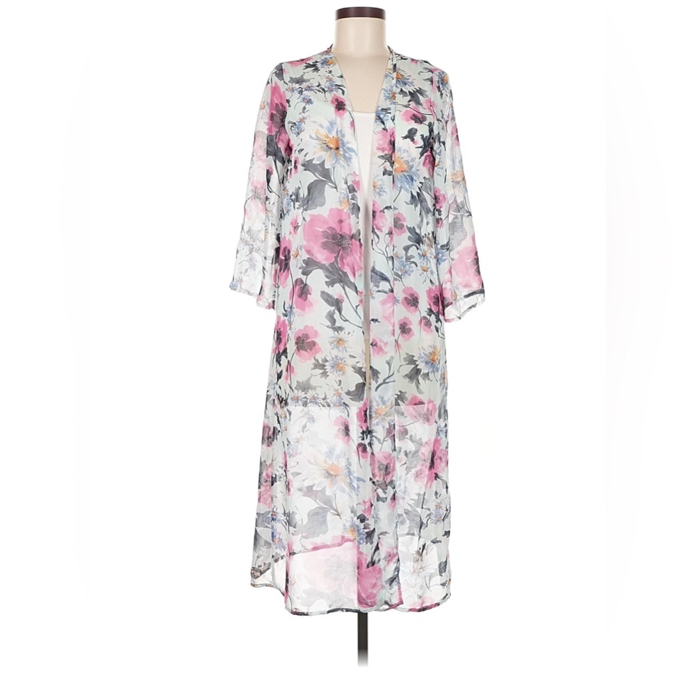 Jesse B. Elegant Floral Long Kimono Size:M
